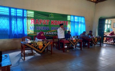 Rapat Komite dan Pembagian Raport Semester Ganjil
